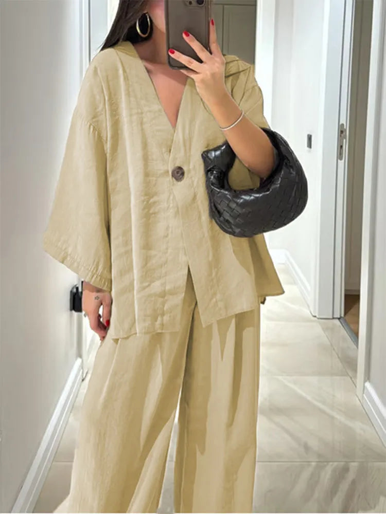 Elegant and Versatile Two-Piece Women's Set